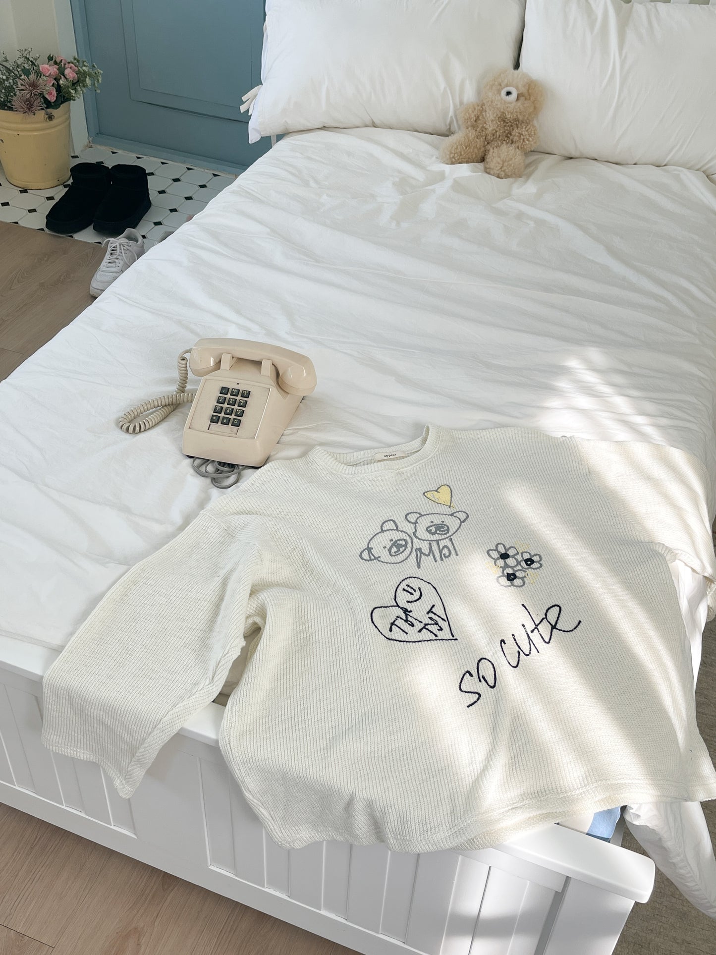 矇是你嗎?!小孩手繪塗鴉風寬鬆薄針織上衣