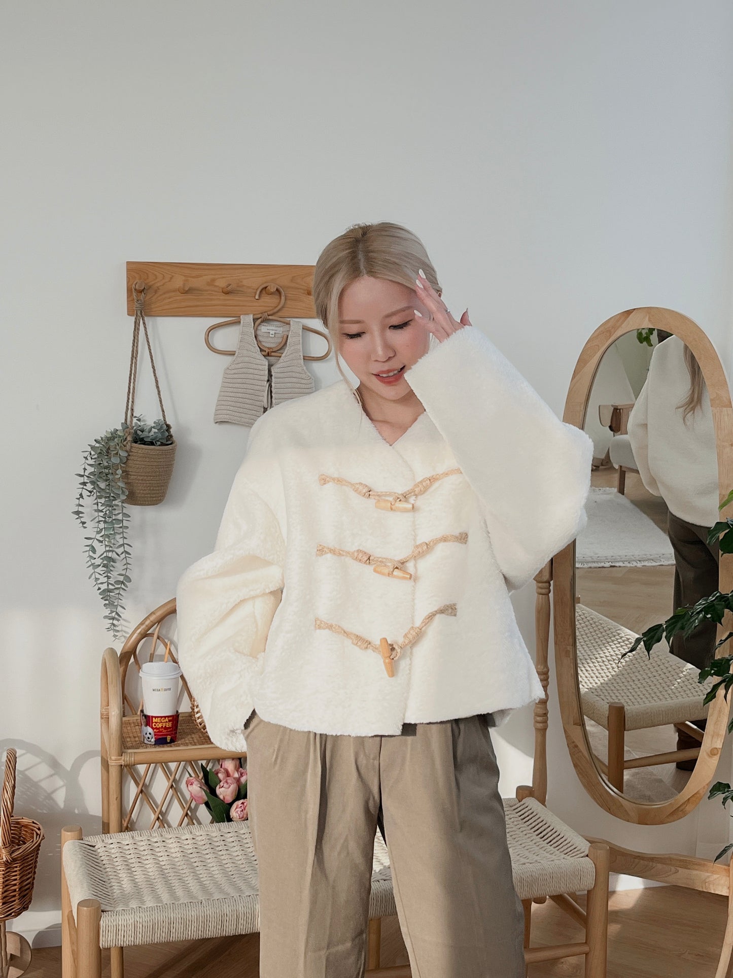 超高質!!Handmade落肩麂皮內裡短絨毛牛角外套