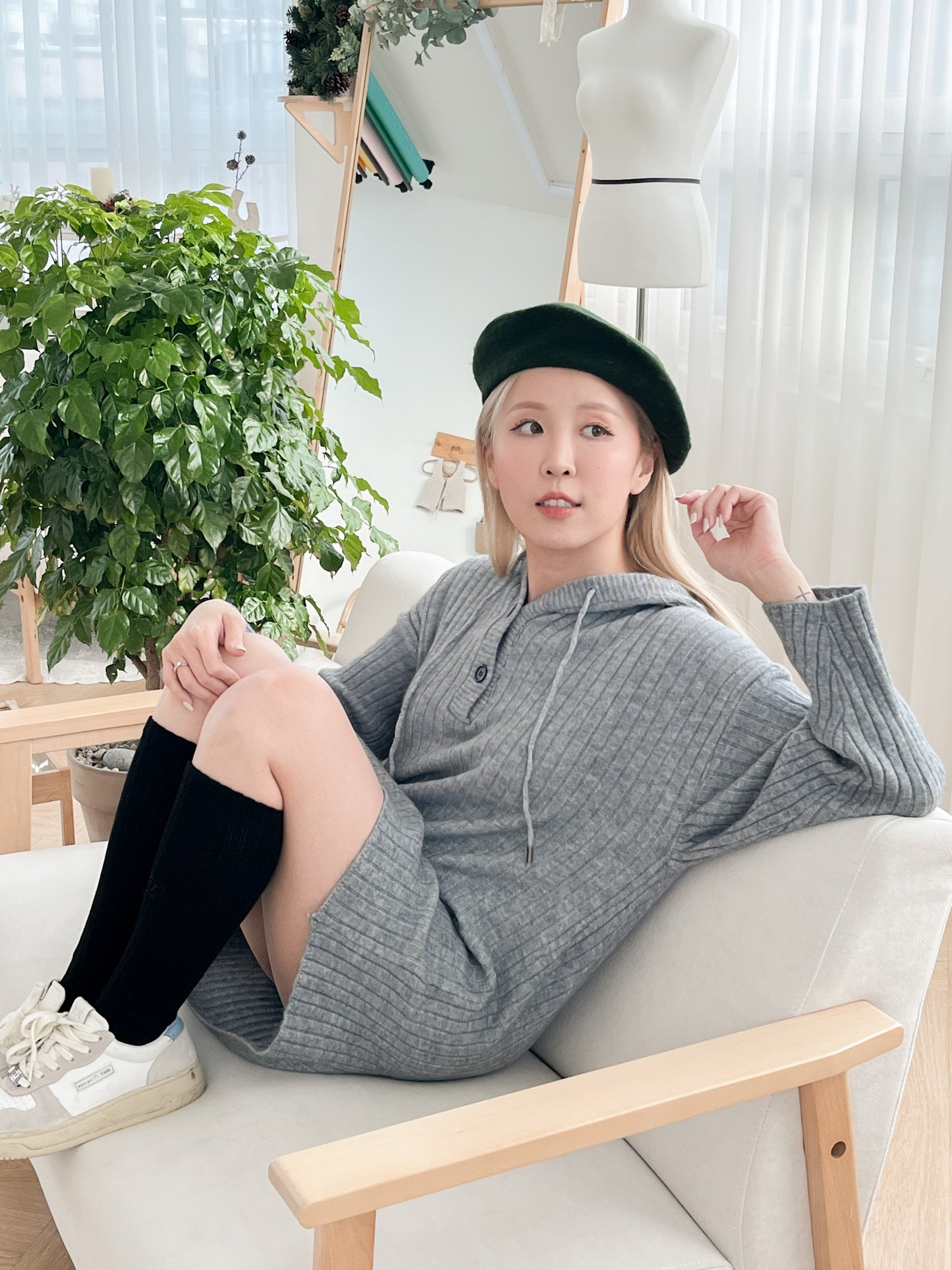 秋冬經典絨面貝蕾帽