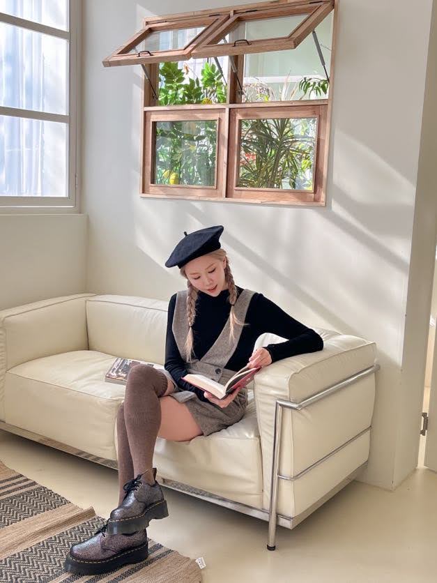 V吊帶學院風連身短褲