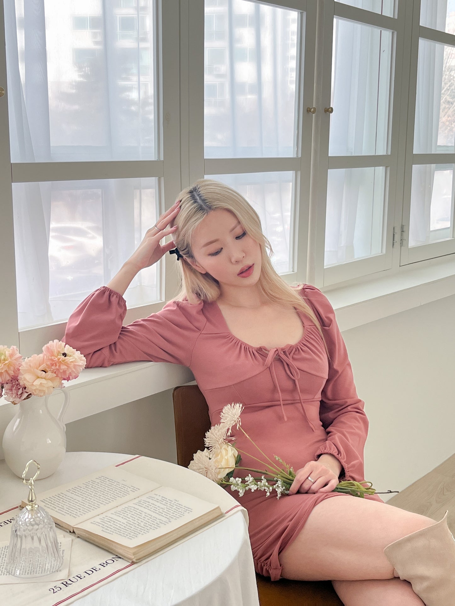 超顯身材法式綁帶束U領微公主袖皺褶OPS