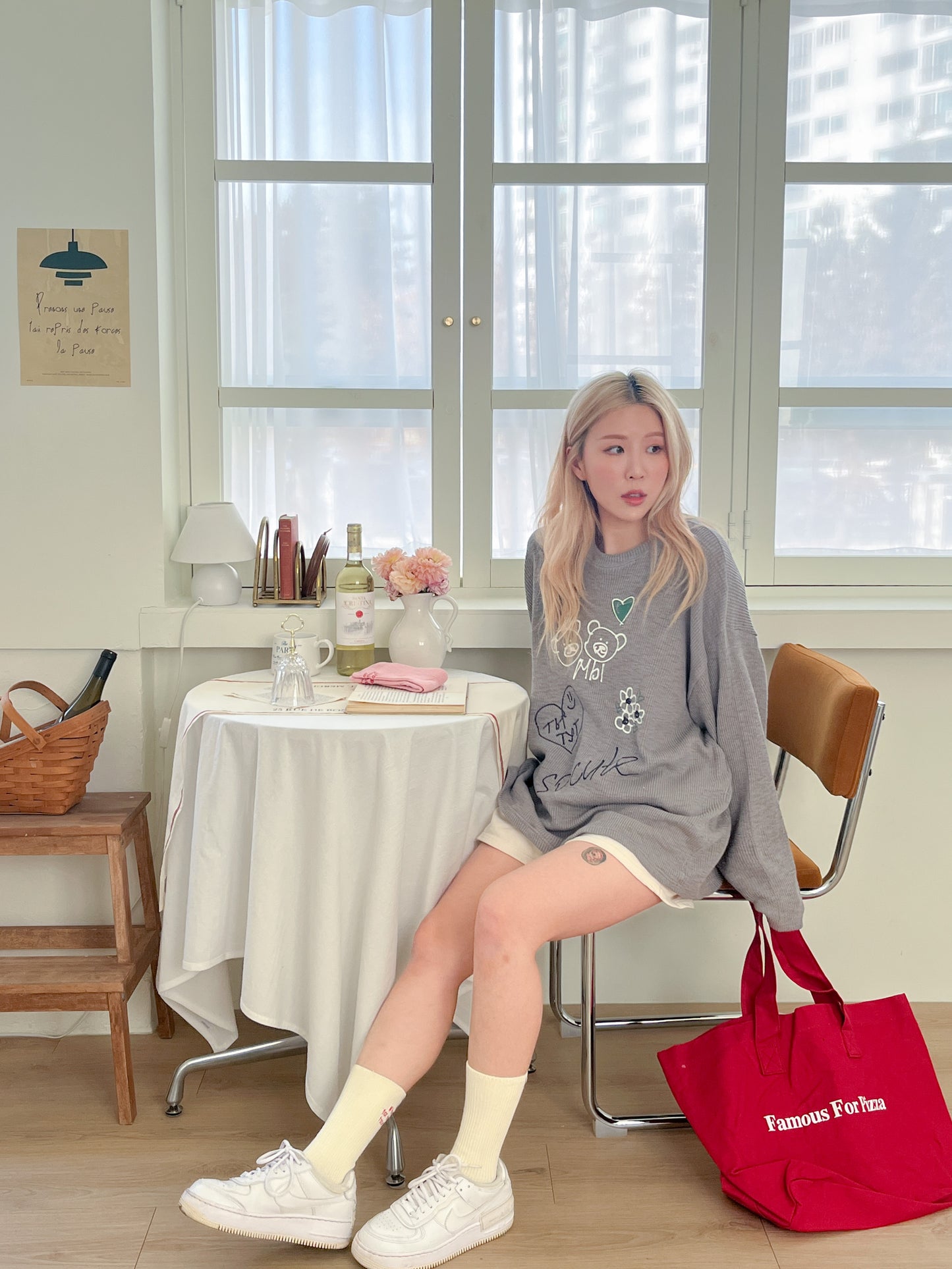 矇是你嗎?!小孩手繪塗鴉風寬鬆薄針織上衣